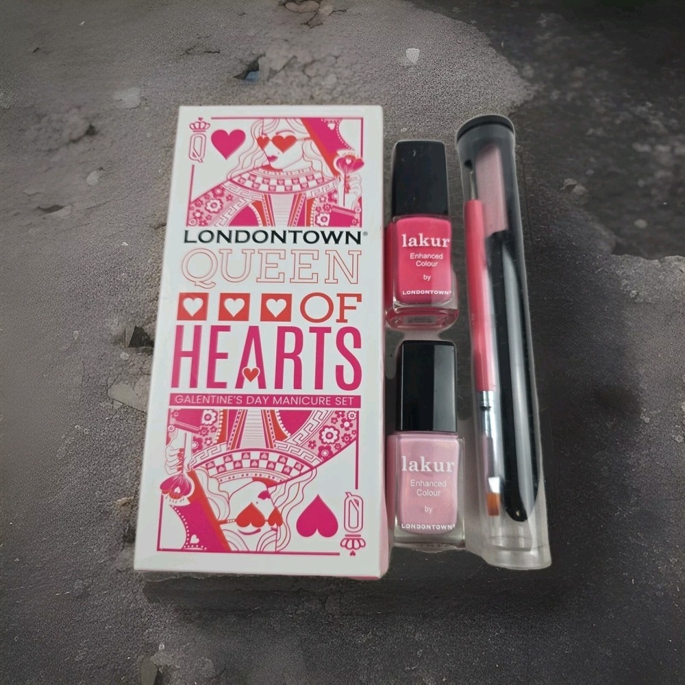 LONDONTOWN Queen of Hearts Galentine's Day Pink Lakur Manicure Set,NEW in Box